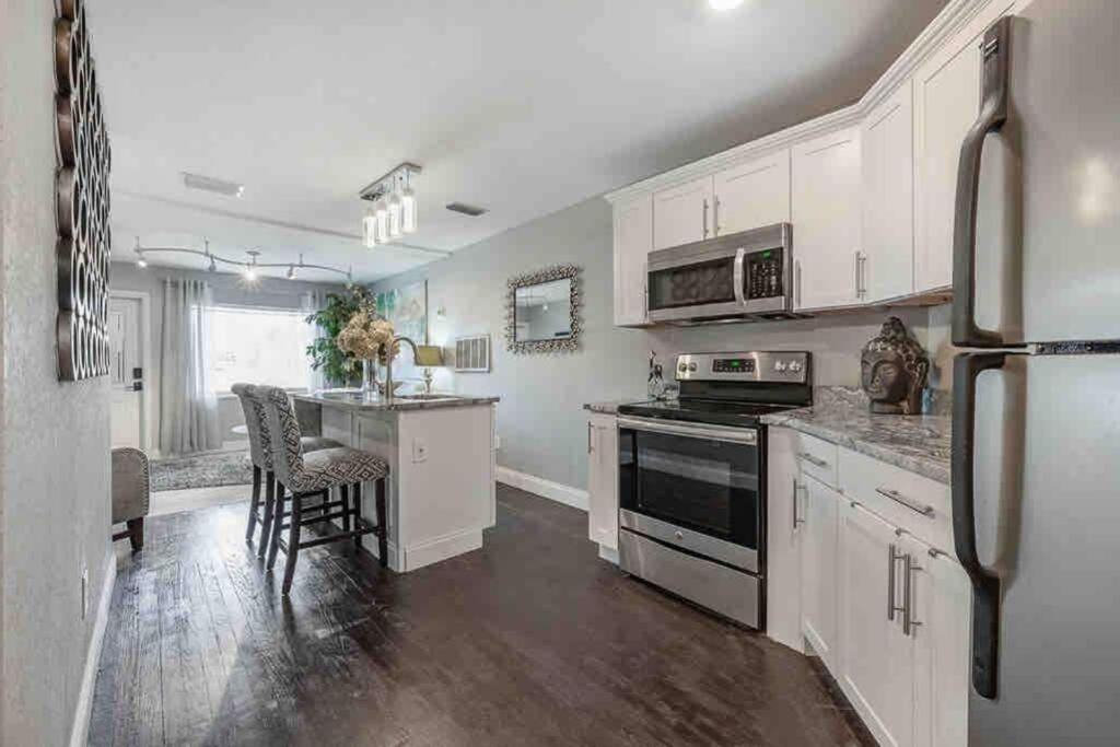 Apartamento Chic Pad In Center Of Seminole Heights-322 Tampa Exterior foto